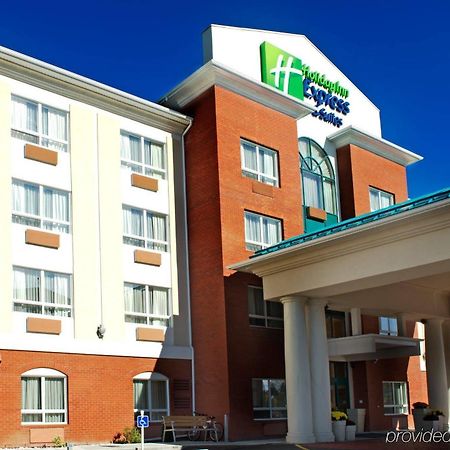 Holiday Inn Express Hotel & Suites Edson By Ihg Dış mekan fotoğraf