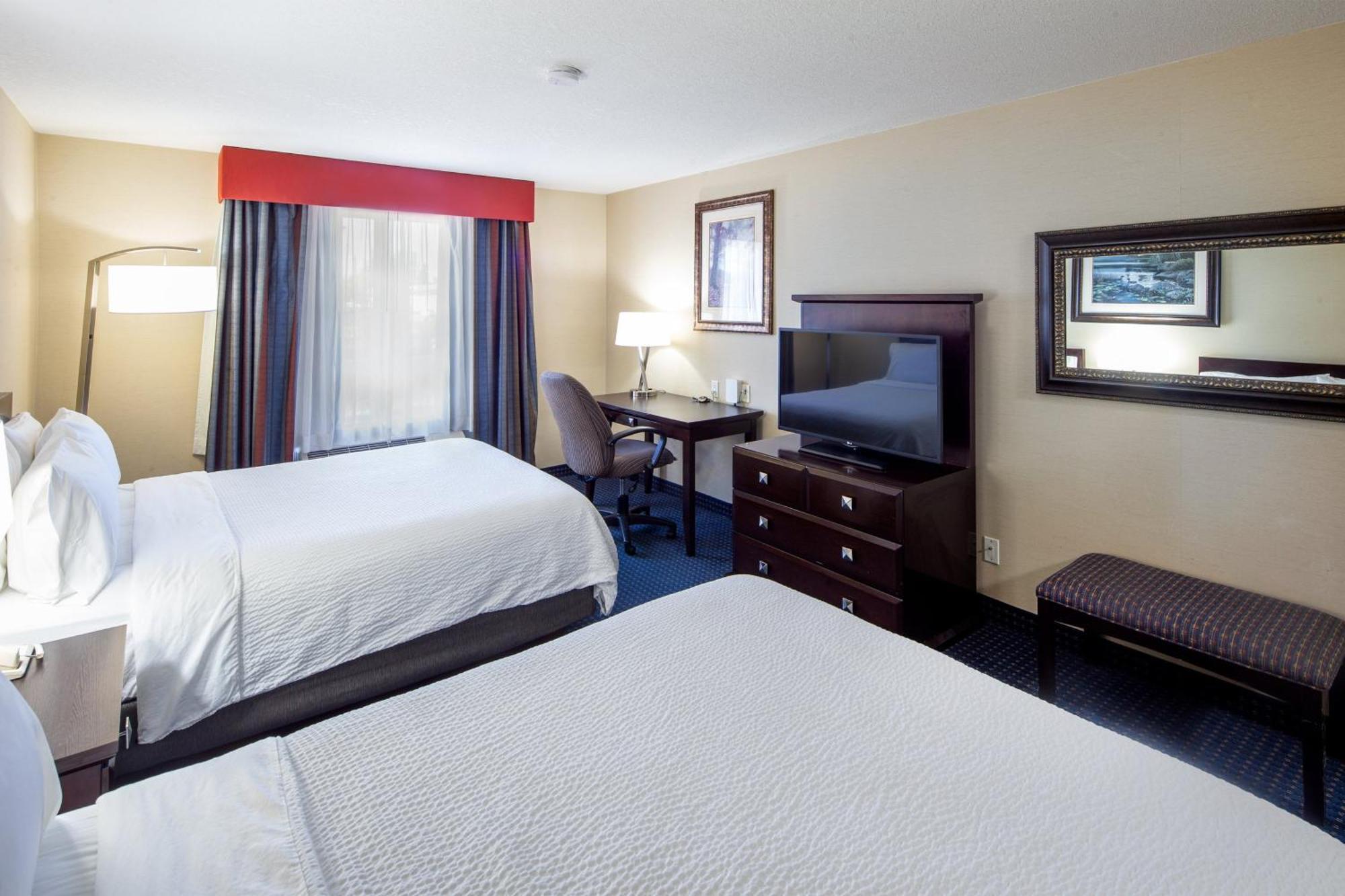 Holiday Inn Express Hotel & Suites Edson By Ihg Dış mekan fotoğraf