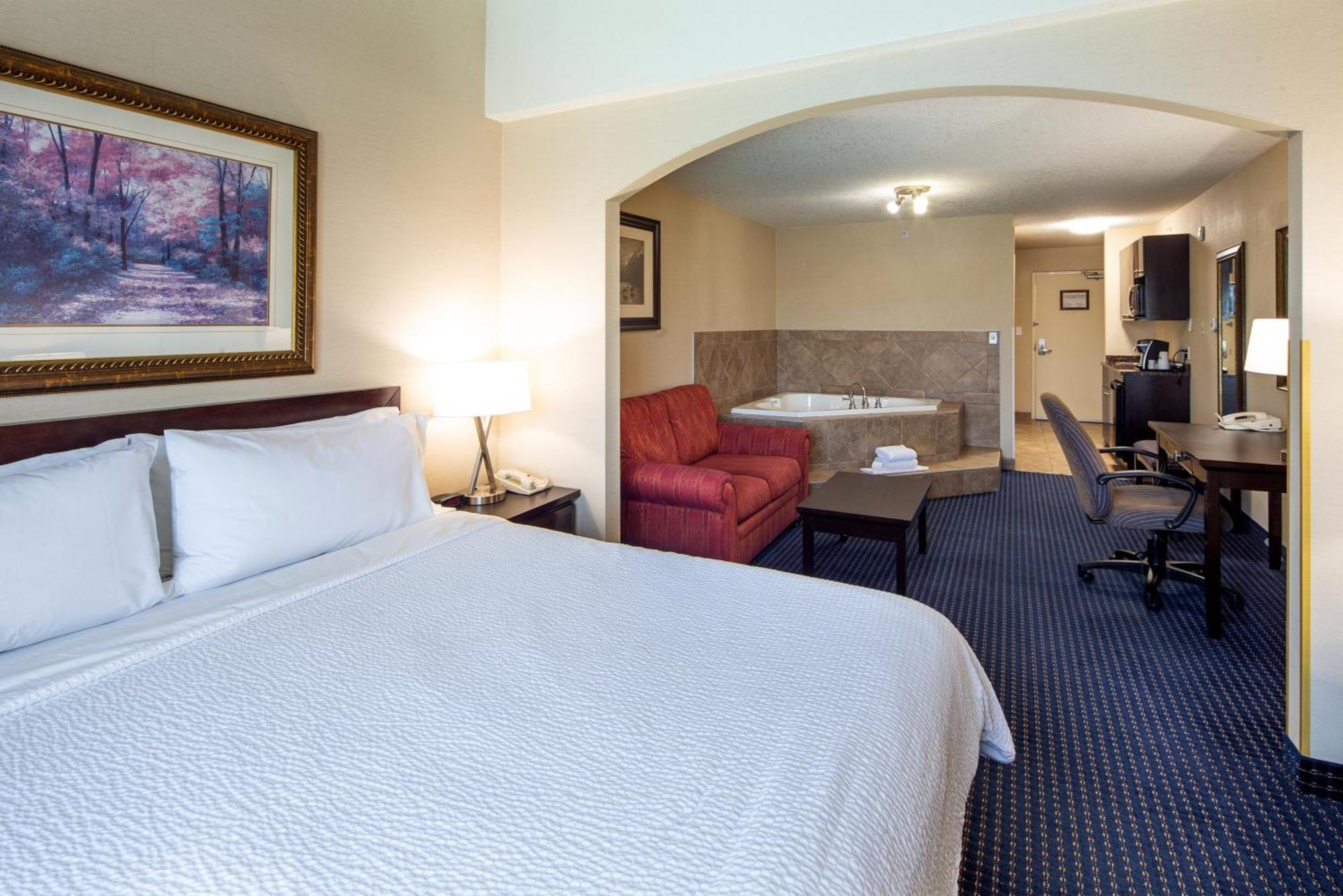 Holiday Inn Express Hotel & Suites Edson By Ihg Dış mekan fotoğraf