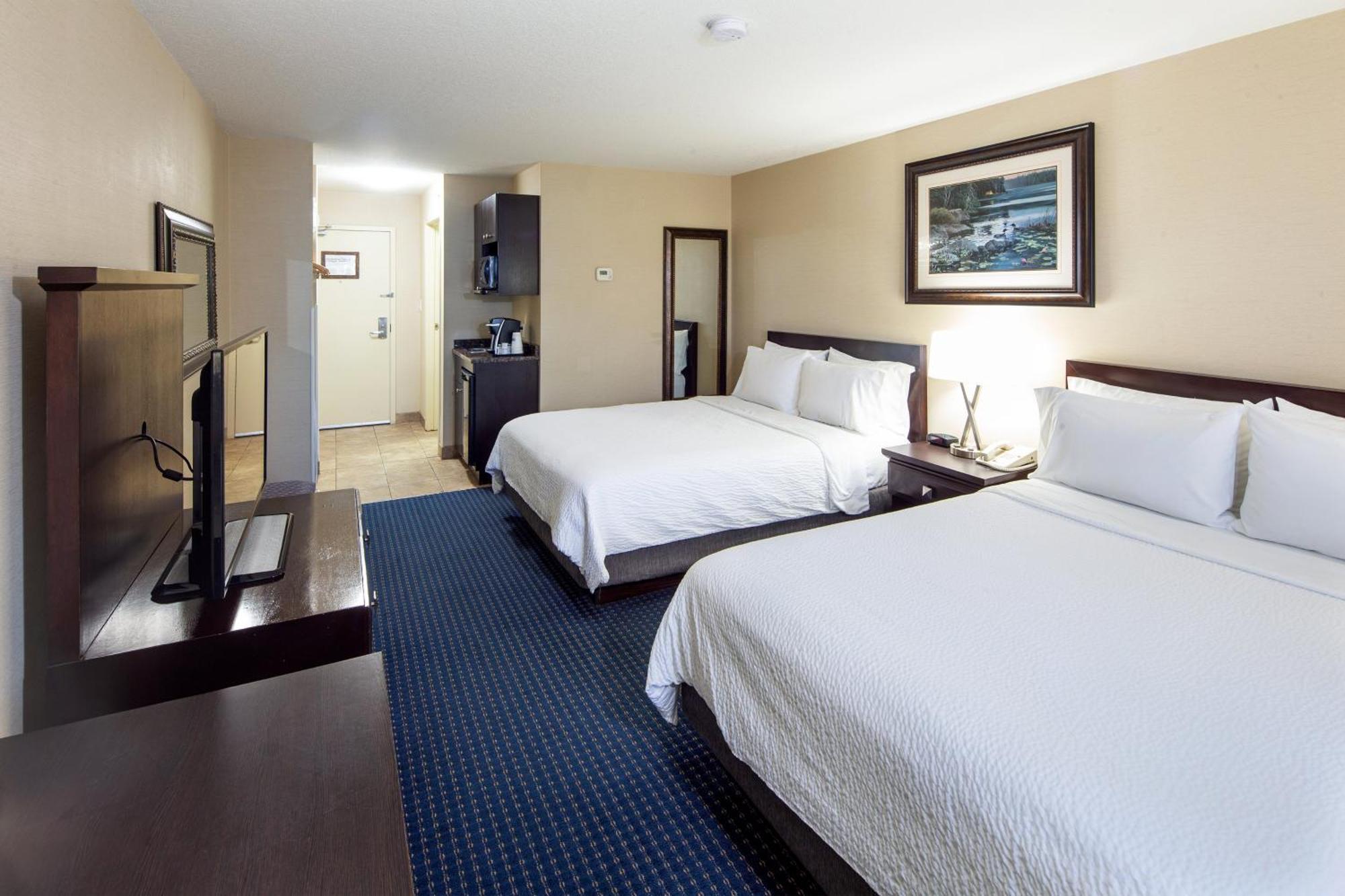 Holiday Inn Express Hotel & Suites Edson By Ihg Dış mekan fotoğraf