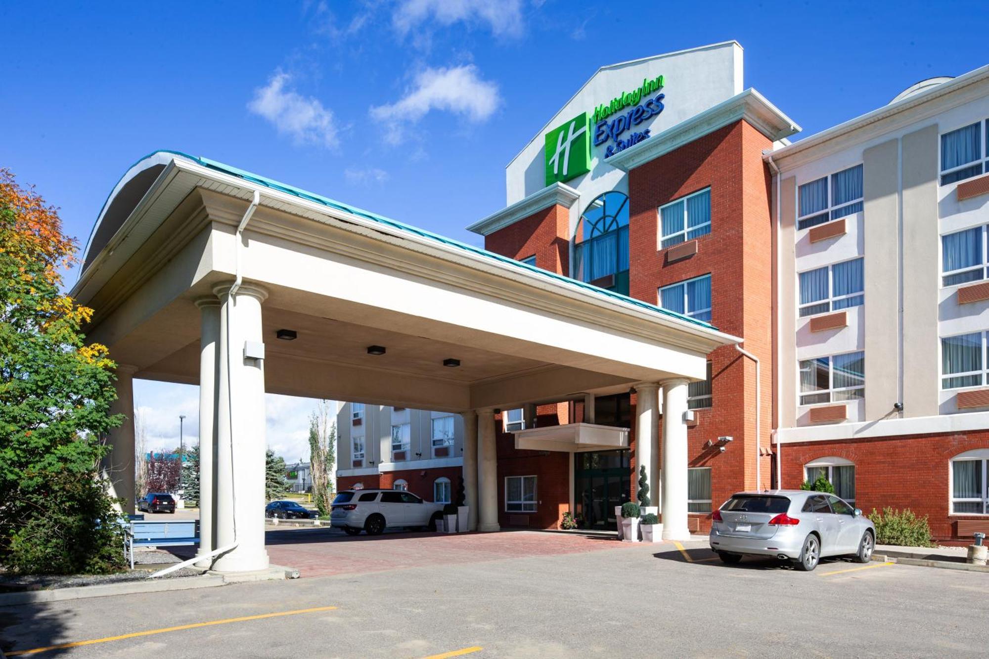 Holiday Inn Express Hotel & Suites Edson By Ihg Dış mekan fotoğraf