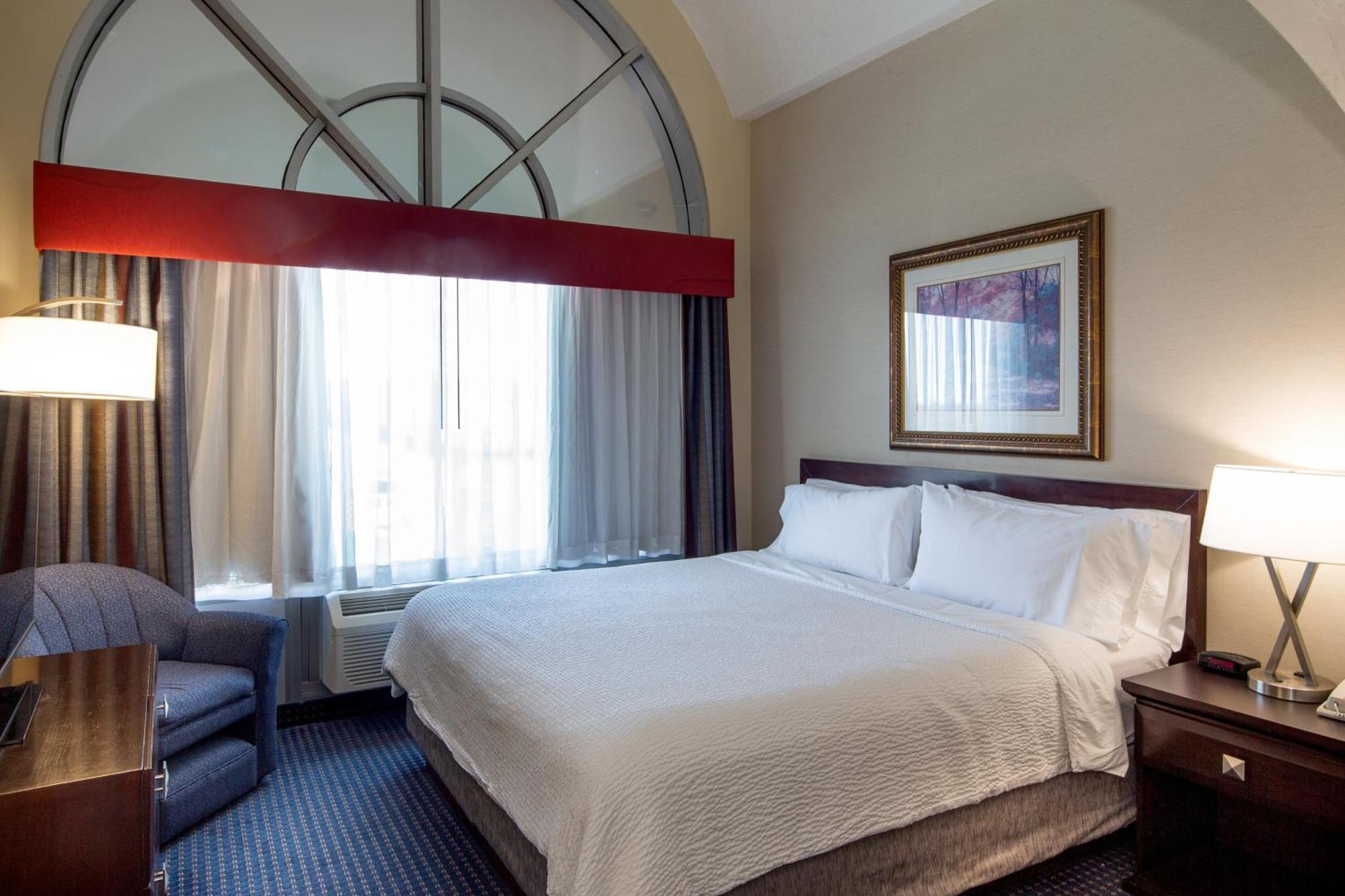 Holiday Inn Express Hotel & Suites Edson By Ihg Dış mekan fotoğraf