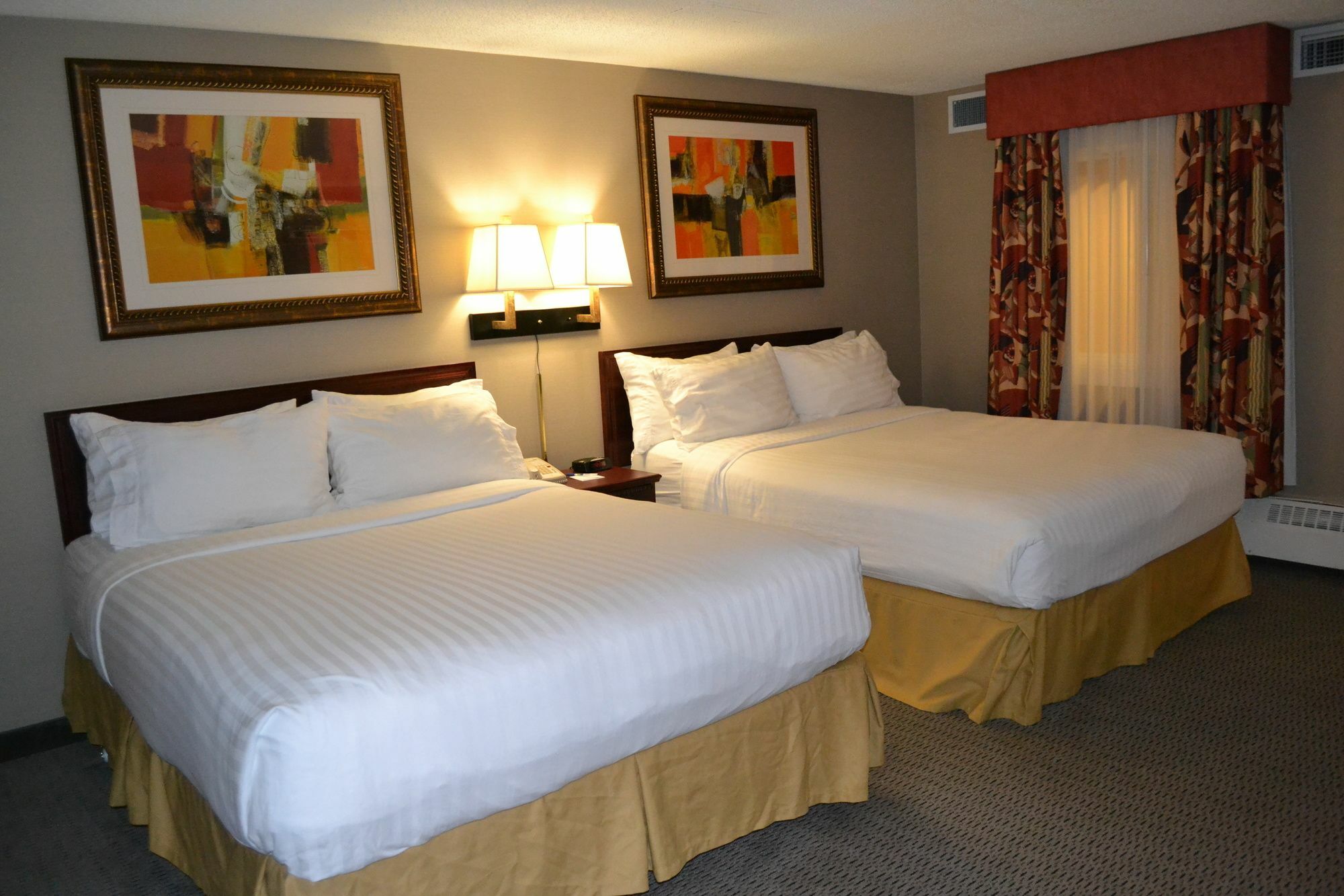 Holiday Inn Express Hotel & Suites Edson By Ihg Dış mekan fotoğraf