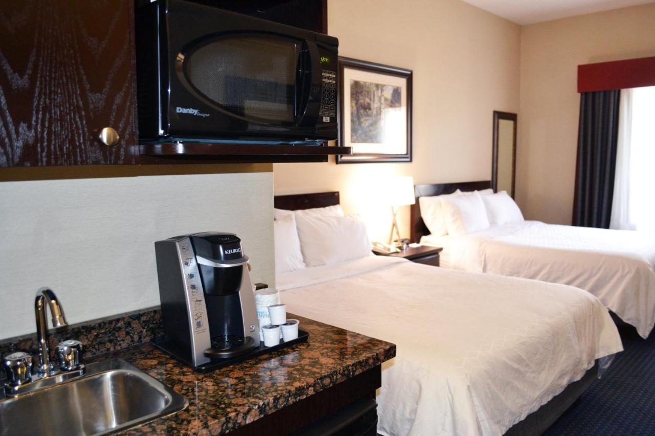 Holiday Inn Express Hotel & Suites Edson By Ihg Dış mekan fotoğraf